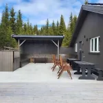 Casa de Férias Koselig Liten Fjellhytte I Flott Turterreng Bade Sommer Og Vinter Hovda