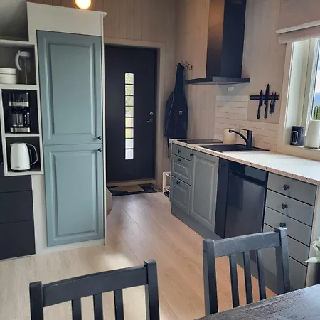Holiday home Koselig Liten Fjellhytte I Flott Turterreng Bade Sommer Og Vinter