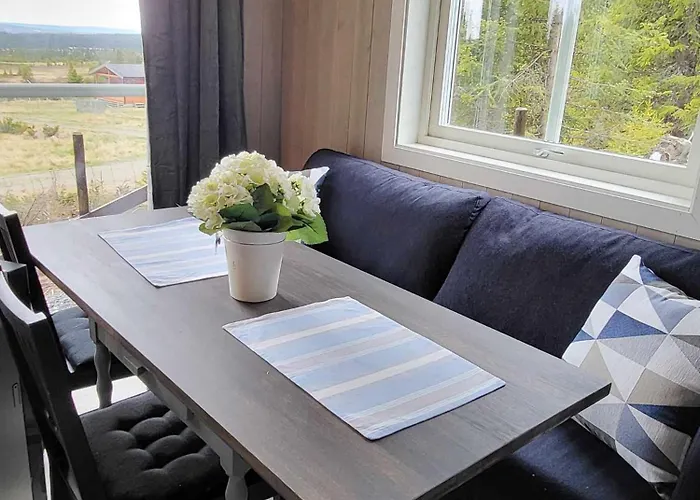 Koselig Liten Fjellhytte I Flott Turterreng Bade Sommer Og Vinter *