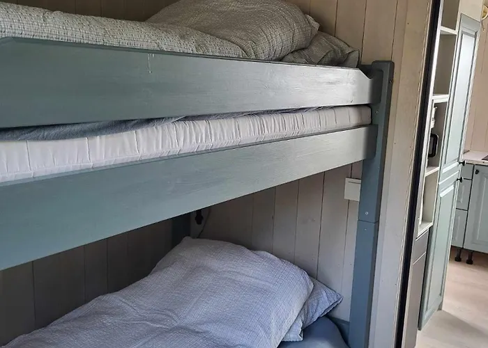 Koselig Liten Fjellhytte I Flott Turterreng Bade Sommer Og Vinter Hovda